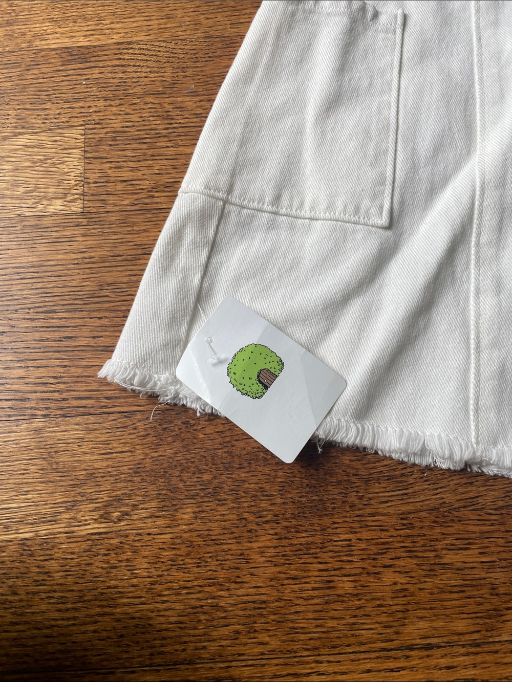 HYFVE White Button-Front Mini Skirt with Patch Pockets - Picture 8 of 10